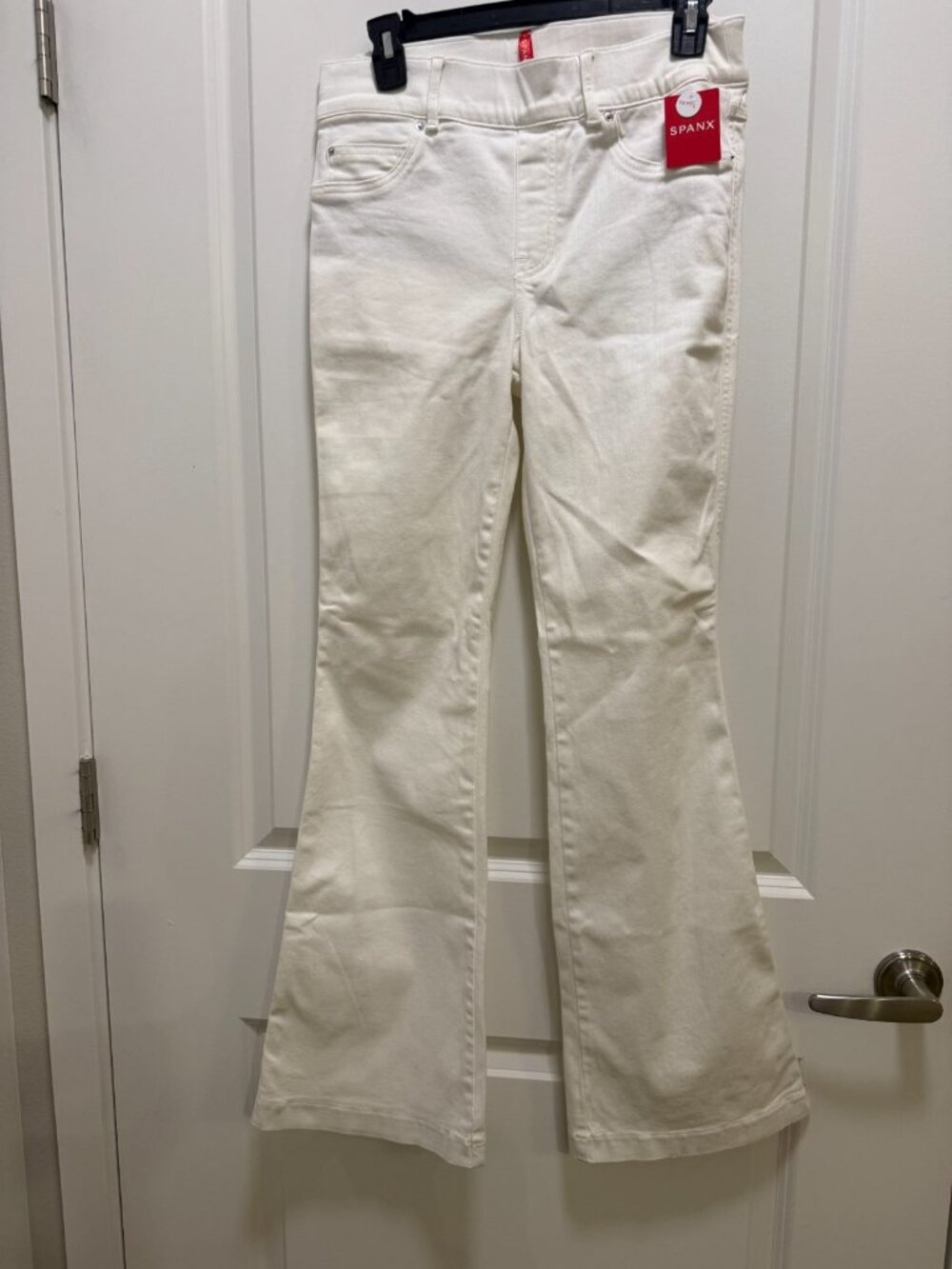 SPANX White Flare Petite Denim Jeans NWT Sz M